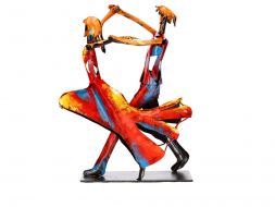 rzeźba ze stali kolorowa nowoczesna taniec