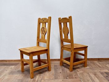 Krzesło z rzeźbionym oparciem Jagna 1