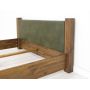 drewniane łóżka
