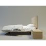 drewniane łóżka w skandynawskim stylu