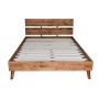 łóżko drewniane sosnowe do sypialni w stylu skandynawskim