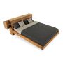 łóżko z drewna