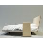 łóżko z drewna stylu skandynawskim