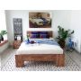 nowoczesne łóżko drewniane