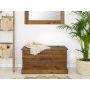 skrzynia drewniana rustykalna do sypialni sosnowa