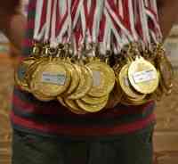 medale dla dzieci, football academy, zawody halowe